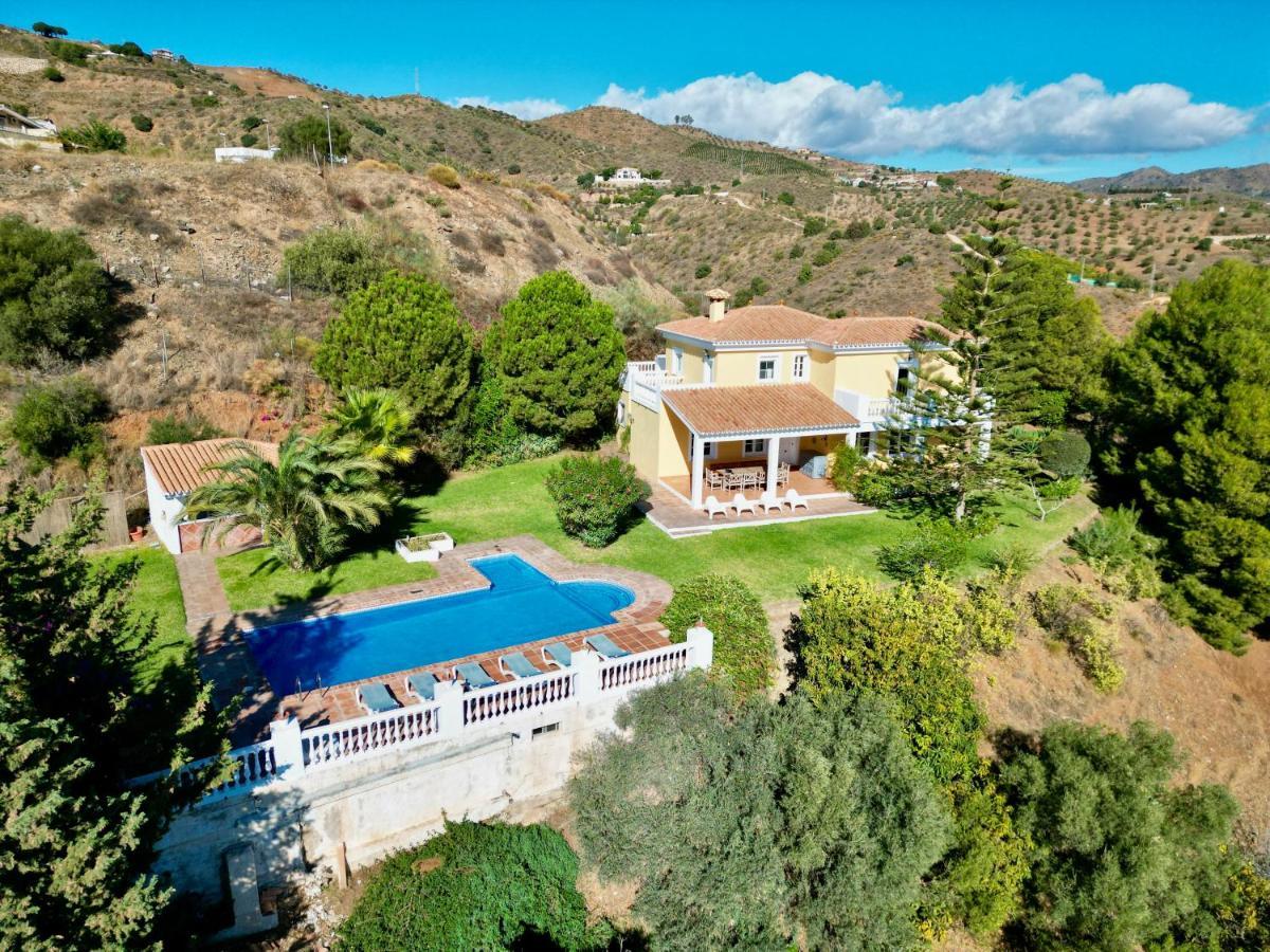 מאלגה Gran Villa Con Vistas Al Mar Y Piscina Privada מראה חיצוני תמונה