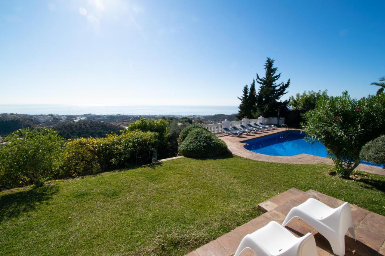 מאלגה Gran Villa Con Vistas Al Mar Y Piscina Privada מראה חיצוני תמונה