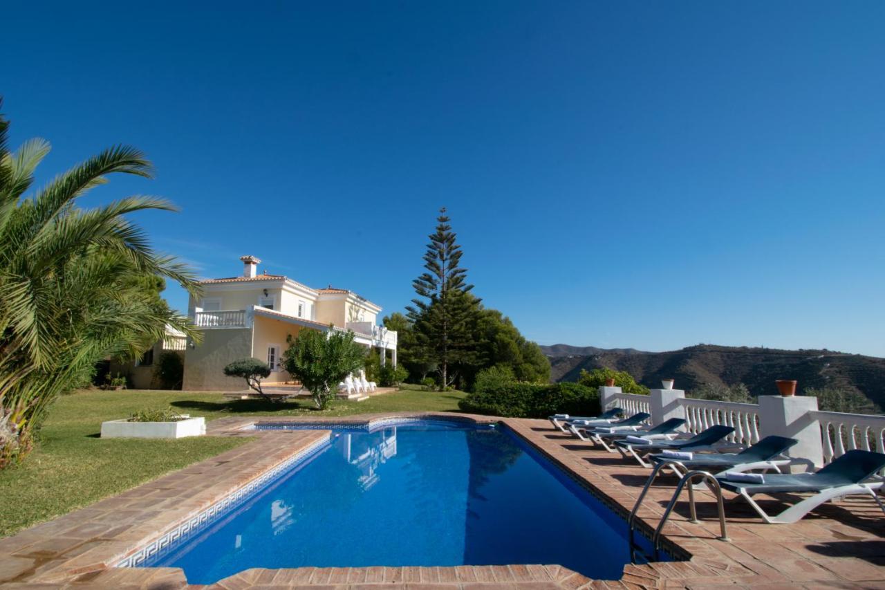 מאלגה Gran Villa Con Vistas Al Mar Y Piscina Privada מראה חיצוני תמונה