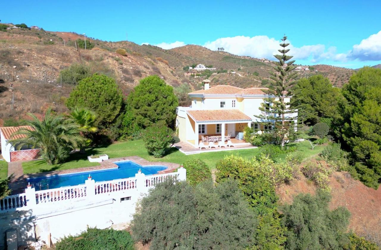 מאלגה Gran Villa Con Vistas Al Mar Y Piscina Privada מראה חיצוני תמונה